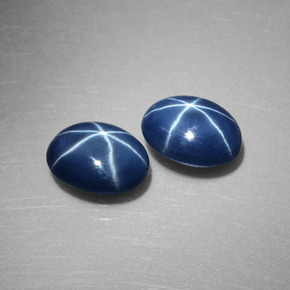 Zaffiro stellato naturale blu da  ct, taglio ovale, opaco