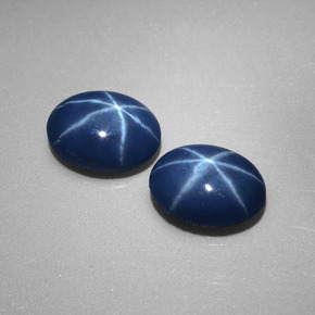 Zaffiro stellato naturale blu da  ct, taglio ovale, opaco
