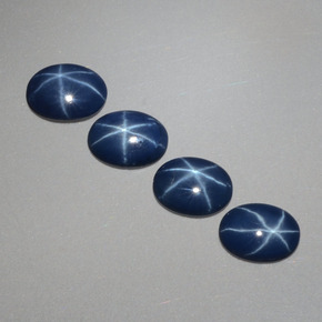 Zaffiro stellato naturale blu da  ct, taglio ovale, opaco