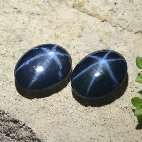 Zaffiro stellato naturale blu da 5,07 ct, taglio ovale, opaco