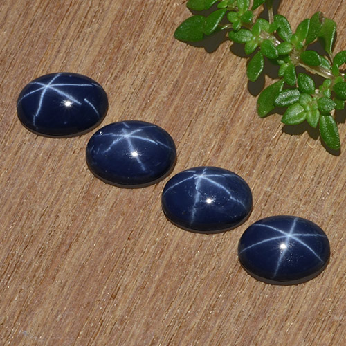 Gemme di Zaffiro stellato Blu navy naturale da 4.22 ct, Taglio ovale, Opaco