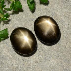 Zaffiro stellato naturale nero da 3,75 ct, taglio ovale, opaco