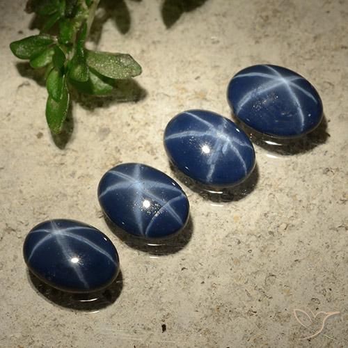 3.01ctw Naturale Blu scuro Zaffiro stellato, Ovale, Opaco