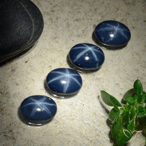 4.20ctw Naturale Blu scuro Zaffiro stellato, Ovale, Opaco