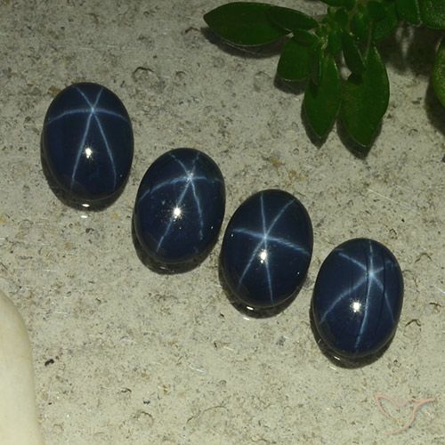 3.31ctw Naturale Blu scuro Zaffiro stellato, Ovale, Opaco
