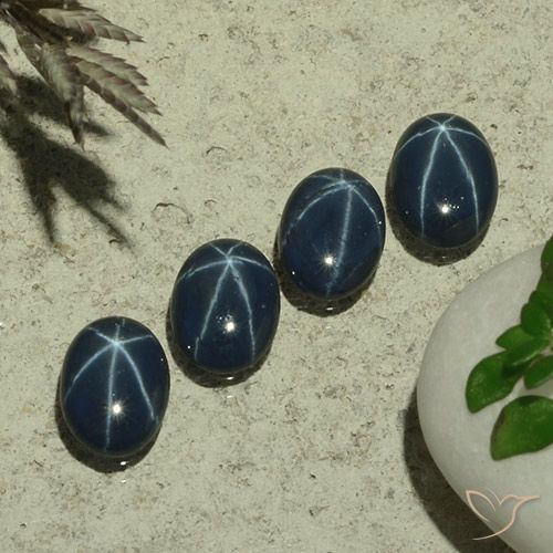 2.97ctw Naturale Blu scuro Zaffiro stellato, Ovale, Opaco