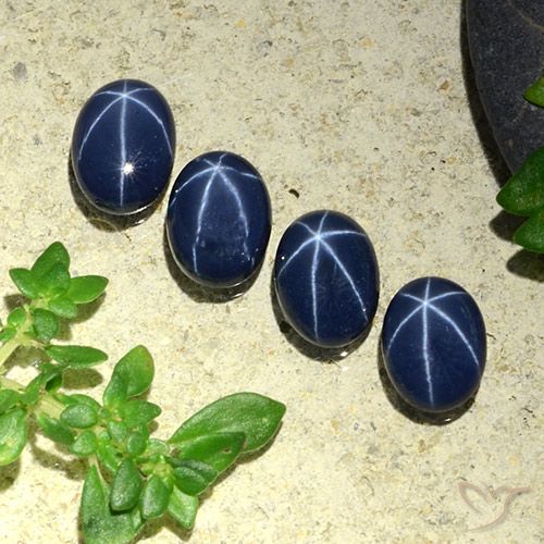 4.34ctw Naturale Blu scuro profondo Zaffiro stellato, Ovale, Opaco