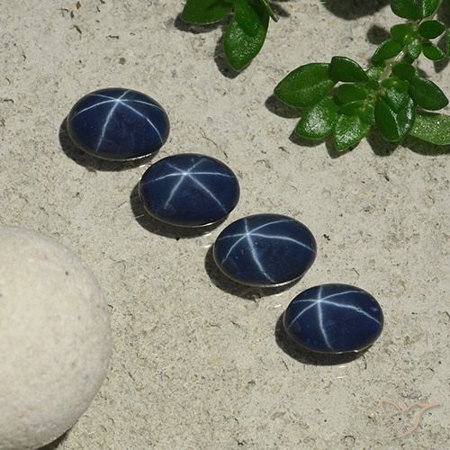 4.57ctw Naturale Blu scuro Zaffiro stellato, Ovale, Opaco