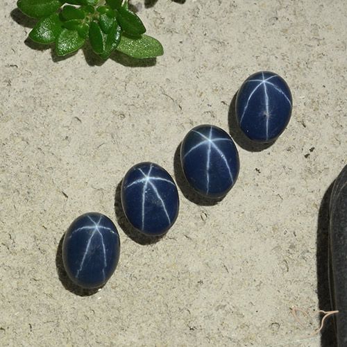 Gemme di Zaffiro stellato Blu scuro naturale da 4.05 ct, Ovale, Opaco