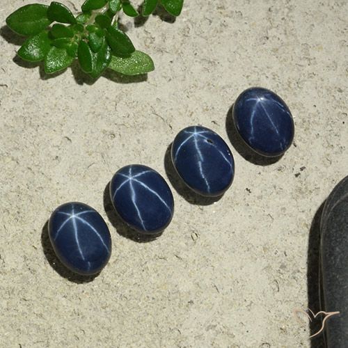 4.17ctw Naturale Blu scuro profondo Zaffiro stellato, Ovale, Opaco