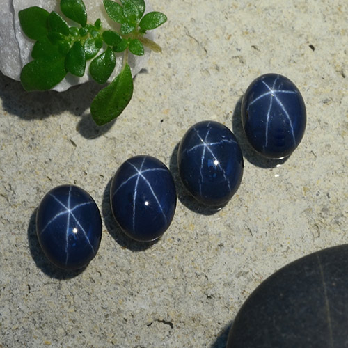 Zaffiro stellato naturale blu da 5,06 ct, taglio ovale, opaco