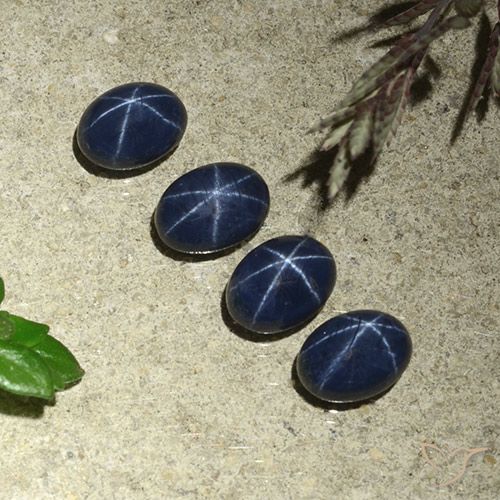 5.60ctw Naturale Blu scuro Zaffiro stellato, Ovale, Opaco