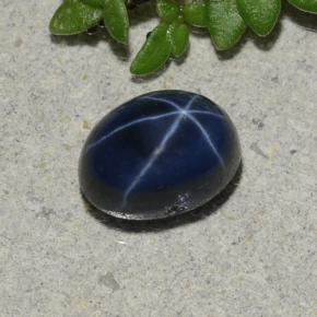 Zaffiro stellato Blu scuro profondo naturale da 1.71 ct, Taglio ovale, Opaco