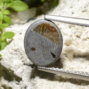 Zaffiro stellato Nero naturale da 2.32 ct, Taglio ovale, Opaco