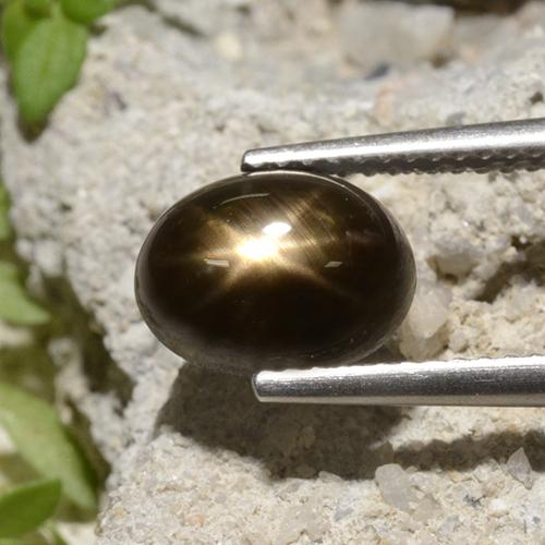 Zaffiro stellato Nero naturale da 3.94 ct, Taglio ovale, Opaco