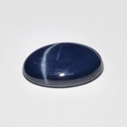 Zaffiro stellato naturale blu da 2,57 ct, taglio ovale, traslucido