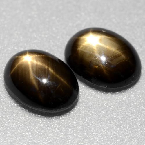 Gemme di Zaffiro stellato Nero naturale da 2.61 ct, Taglio ovale, Opaco
