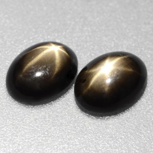 Zaffiro stellato naturale nero da 1,81 ct, taglio ovale, opaco