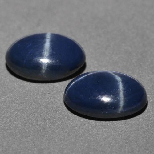 Zaffiro stellato naturale blu da 2,41 ct, taglio ovale, opaco