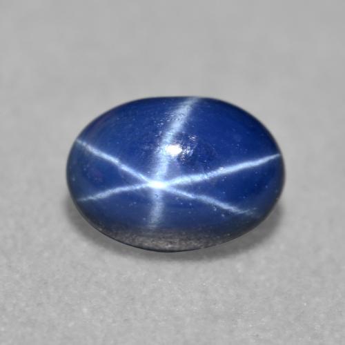 Zaffiro stellato Blu scuro naturale da 0.84 ct, Taglio ovale, Traslucido
