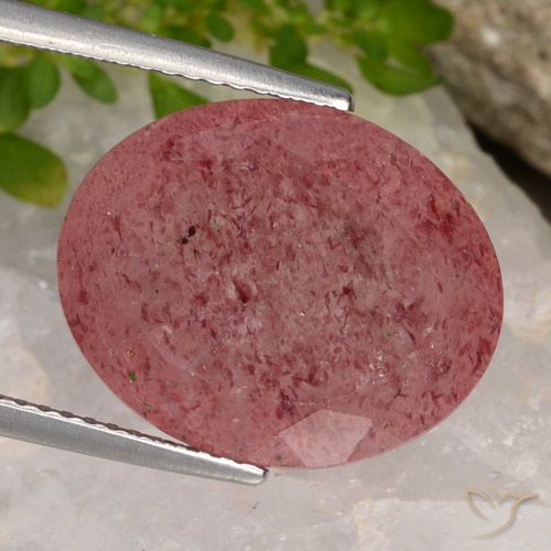 12.29ct Naturale Rosso ciliegia violaceo Quarzo Fragola, Ovale, Traslucido