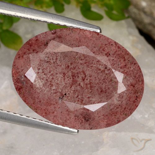 9.14ct Naturale Rosso medio-scuro Quarzo Fragola, Ovale, Traslucido