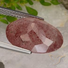 Quarzo fragola Rosso medio-scuro naturale da 9.14 ct, Ovale, Traslucido