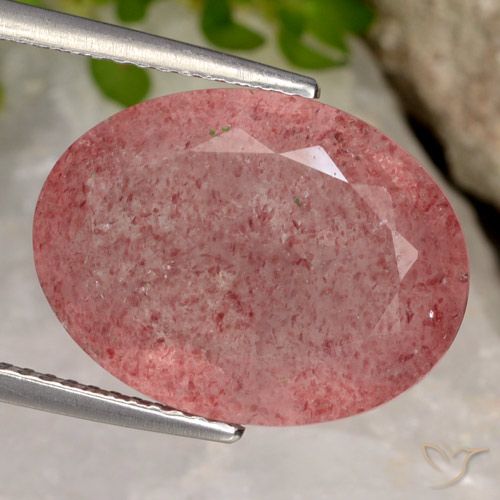 9.11ct Naturale Rosso medio Quarzo Fragola, Ovale, Traslucido