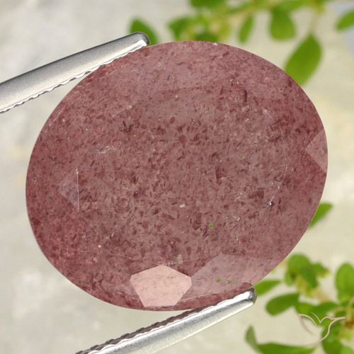 13.91ct Naturale Rosso scuro Quarzo Fragola, Ovale, Traslucido