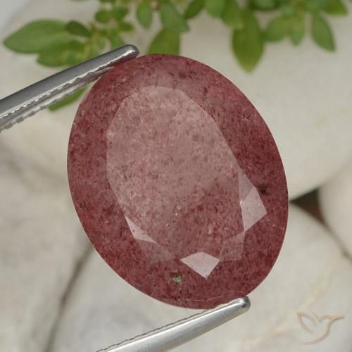 Quarzo fragola Rosso medio naturale da 12.44 ct, Ovale, Traslucido