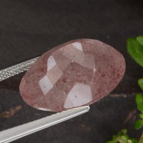 Quarzo fragola Rosa scuro naturale da 13.35 ct, Taglio ovale, Traslucido