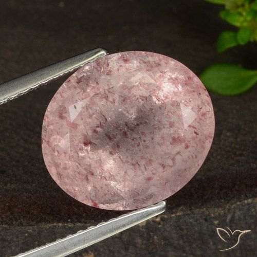 7.37ct Naturale Rosa chiaro Quarzo Fragola, Ovale, Traslucido