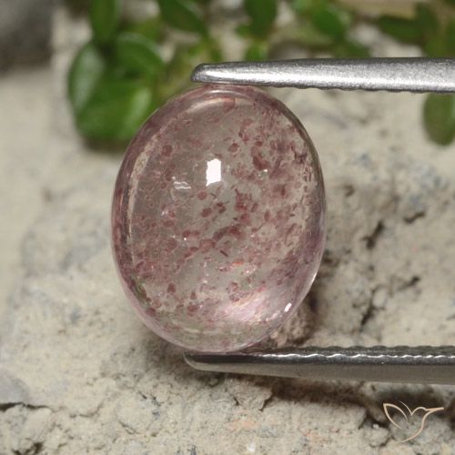 Quarzo Fragola Rosa chiaro naturale da 3.34 ct, Ovale, Traslucido