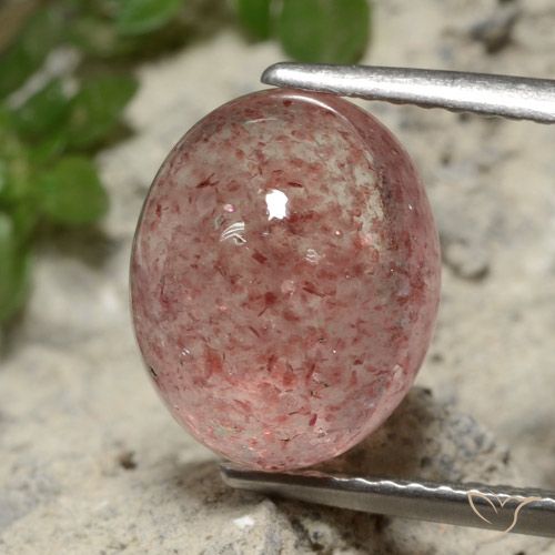 Quarzo fragola Rosa medio naturale da 4.68 ct, Taglio ovale, Traslucido