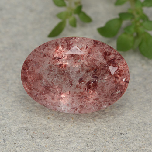 Quarzo fragola naturale rosa da 5,28 ct, taglio ovale, traslucido