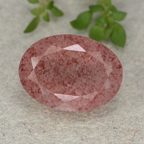 5.56ct Naturale Rosa medio-scuro Quarzo Fragola, Ovale, Traslucido