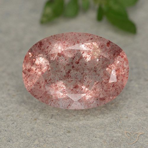 5.49ct Naturale Rosa medio-chiaro Quarzo Fragola, Ovale, Traslucido