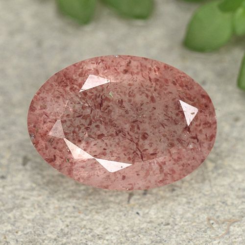 4.65ct Naturale Rosa medio Quarzo Fragola, Ovale, Traslucido
