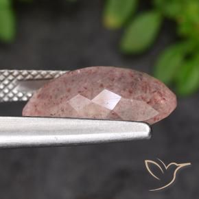 Quarzo fragola rosa fenicottero naturale da 4.72 ct, Ovale, Traslucido