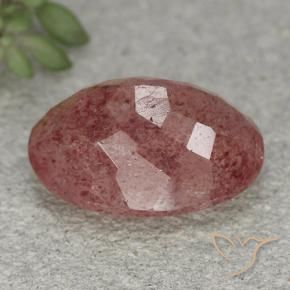 Quarzo fragola Rosa scuro naturale da 5.61 ct, Ovale, Traslucido