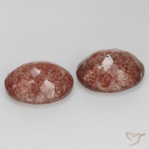 Gemme di Quarzo fragola Rosso scuro naturale da 6.45 ct, Ovale, Traslucido