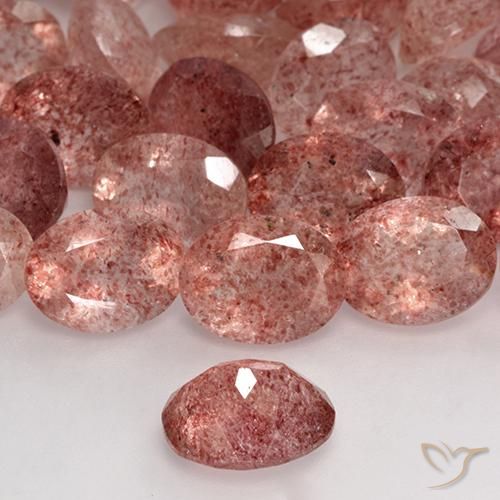 Quarzo fragola Rosa brillante naturale da 1.73 ct, Ovale, Traslucido