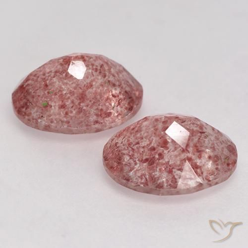 Gemme di Quarzo fragola Rosa medio naturale da 3.33 ct, Ovale, Traslucido