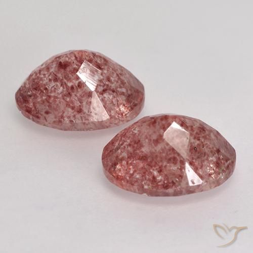Gemme di Quarzo Fragola Rosa brillante naturale da 3.65 ct, Ovale, Traslucido