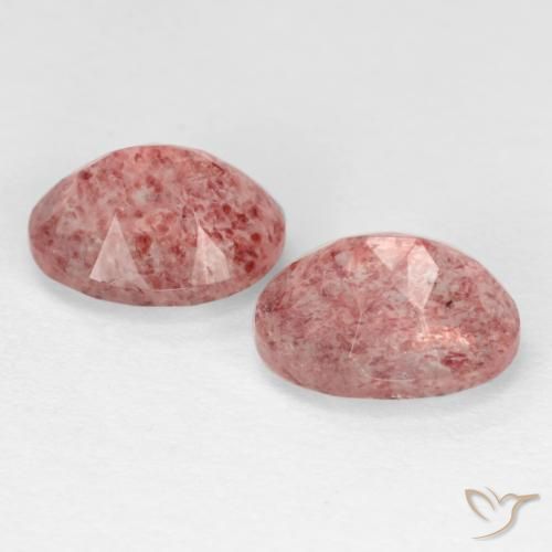 Gemme di Quarzo fragola Rosa medio naturale da 2.82 ct, Ovale, Traslucido