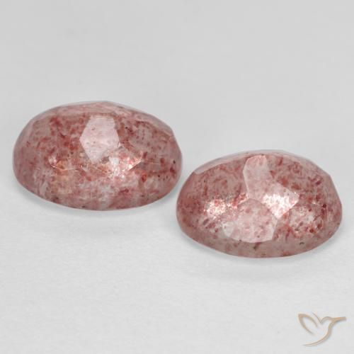 Gemme di Quarzo fragola Rosa medio naturale da 2.92 ct, Ovale, Traslucido