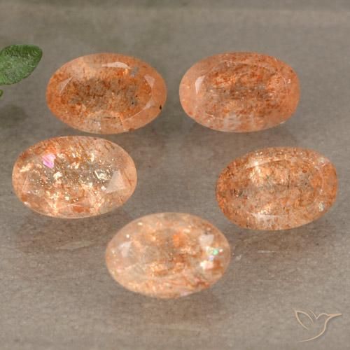 Gemme di Pietra solare Arancione rossastra naturale da 2.57 ct, Ovale, Traslucido