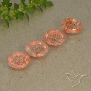 Gemme di Pietra solare Arancione rossastra naturale da 3.37 ct, Ovale, Traslucido