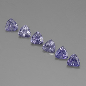 Tanzanite naturale blu da  ct, trillion, VVS-VS