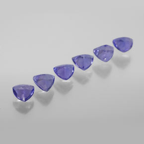 Tanzanite naturale blu da  ct, trillion, VVS-VS